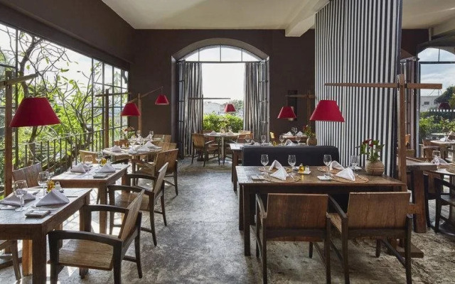 Santa Teresa Panorama