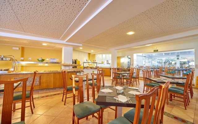 Gavimar Cala Gran Hotel and Apartments