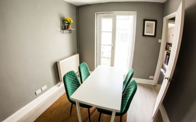 Stunning 3-bed House in Brighton