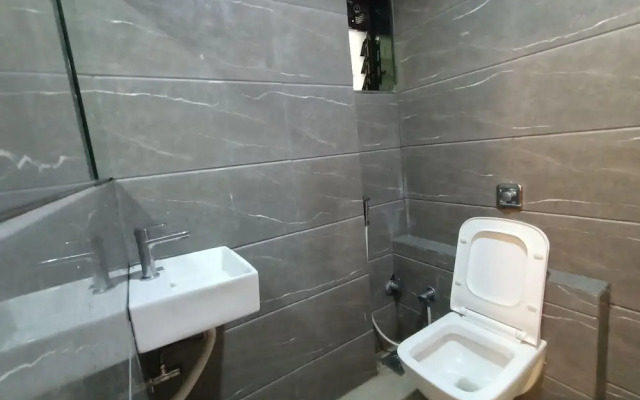 Hotel King Residency