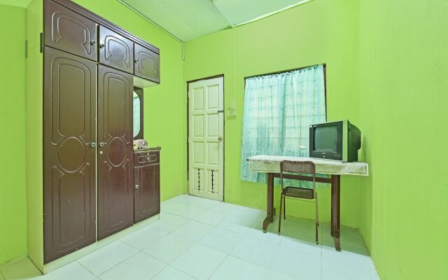 Haza Harmoni Guesthouse by OYO Rooms