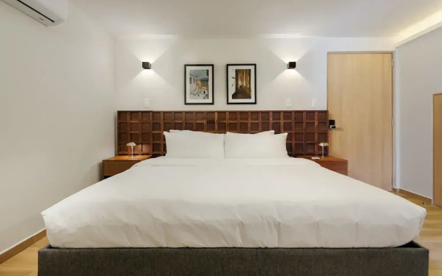 w Lovely Loft w/ Modern Balcony in Colima