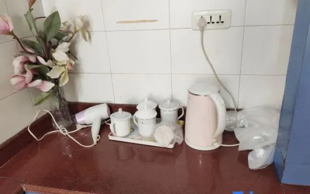 Mengzhilan Homestay (Three Gorges Square High Speed Railway Station)