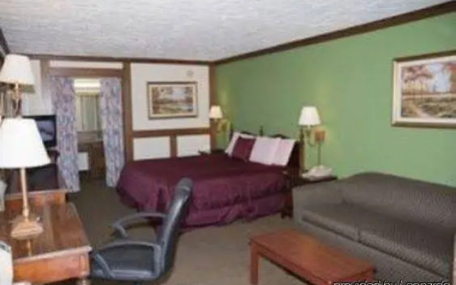 Victorian Inn & Suites