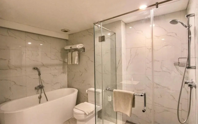 The Acacia Hotel Jakarta
