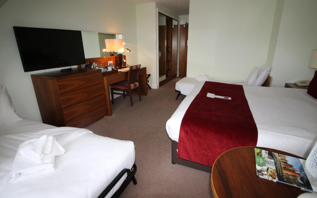 Best Western Ship Hotel