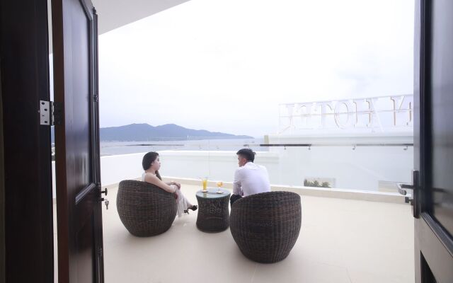 Tuyet Son Hotel