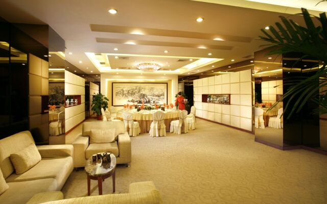 Dalian Kerren Hotel