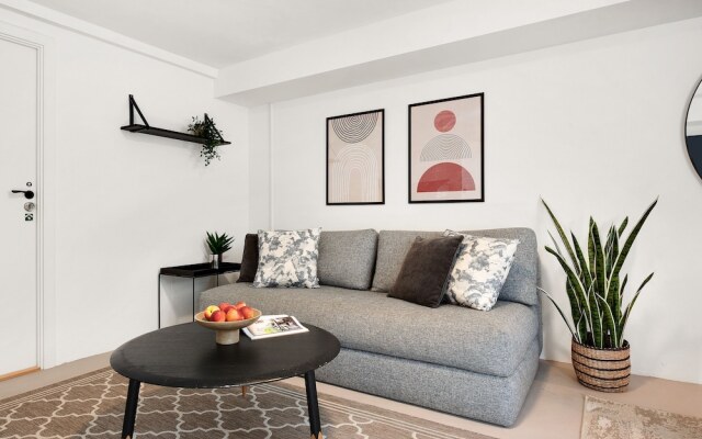 Sanders Charm - Cozy 1-bdr Apt With Shared Garden