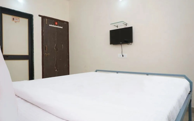 Sai Sidhi Lodge by OYO Rooms