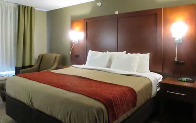 Comfort Inn & Suites