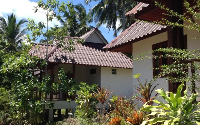 Malibu Beach Bungalows