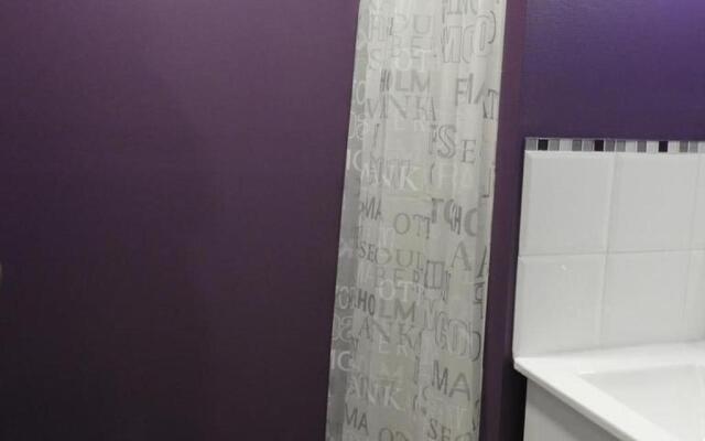 MAISON ÉCOMMOY, 5 PIèCES, 14 PERSONNES - FR-1-410-318