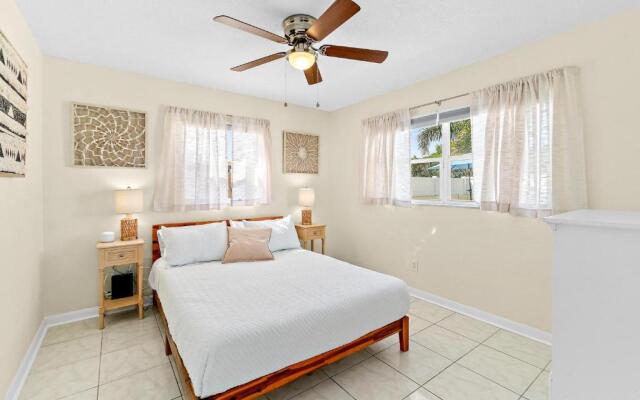 Family Getaway Pool Patio Fire Pit Walk To The Beach