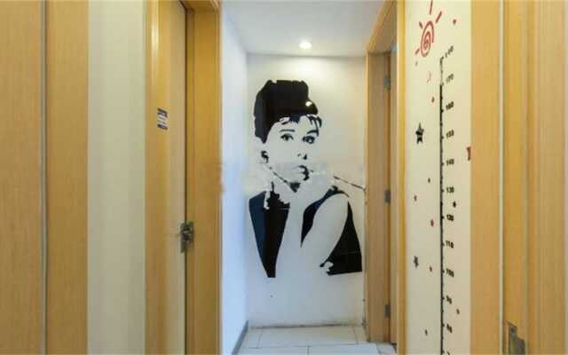 Yixiu Boutique Apartment Guangzhou Hesheng Square