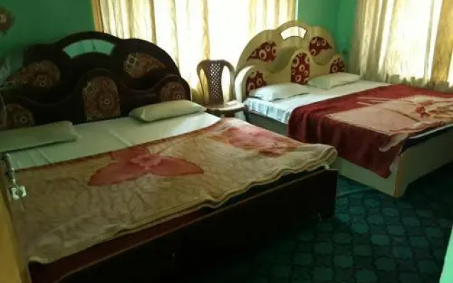 Hotel First Kashmir