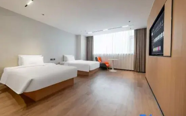 West River Bay Hotel