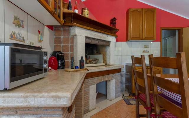 Apartment Red Romantic 2-1