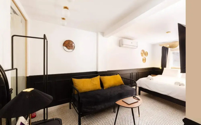 The Bold Signature 1bdr Studio @ Cairo's Downtown