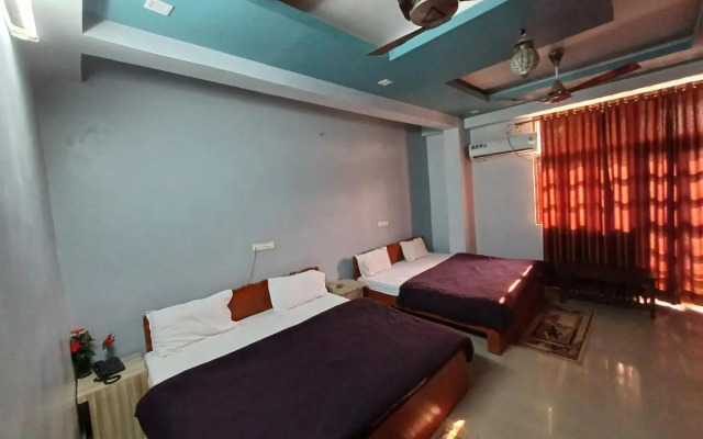 Pushkar Village Camp Resort