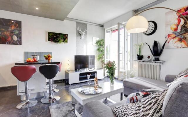 Le Mantega - F2 Moderne,Centre Ville, 2 Grandes Terrasses,Climatisation, Ascenseur