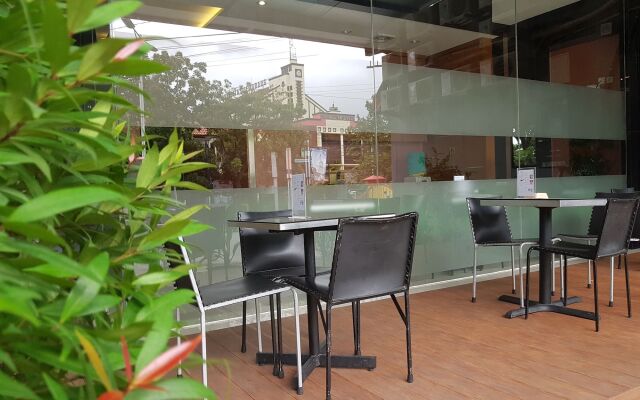 Sunrise Hotel Semarang