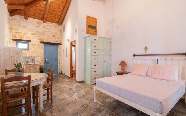 Strofilia Stone Residences