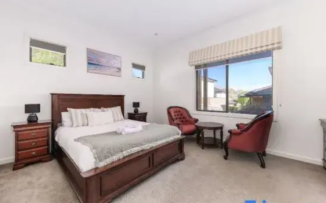 Welcome home Burwood