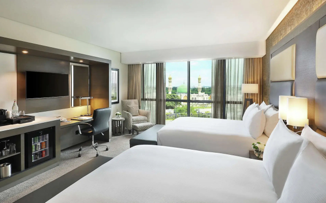 Legend Hotel Lagos Airport, Curio Collection by Hilton