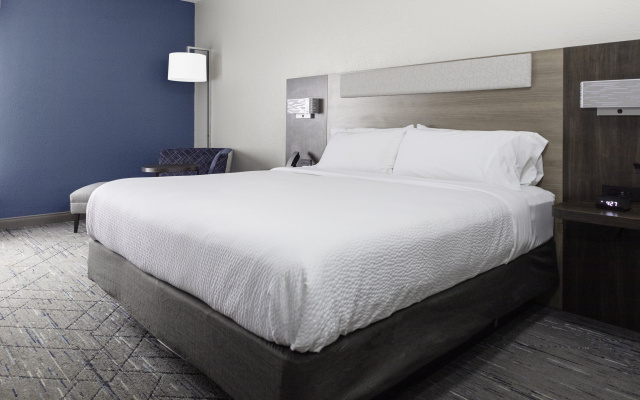 Holiday Inn Express & Suites Kimball by IHG