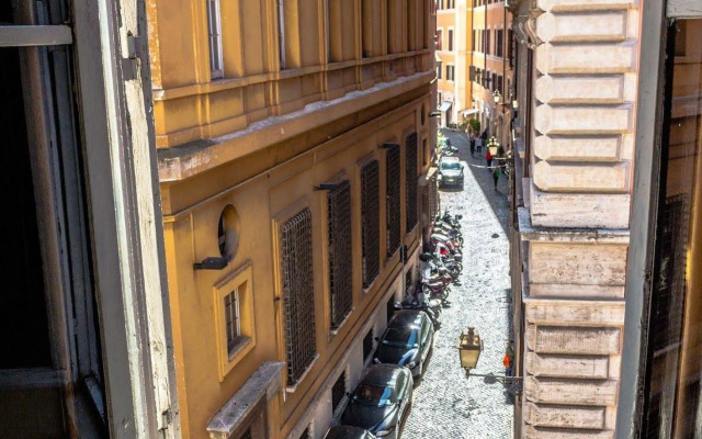 Rome Unique Spanish Steps Apartments