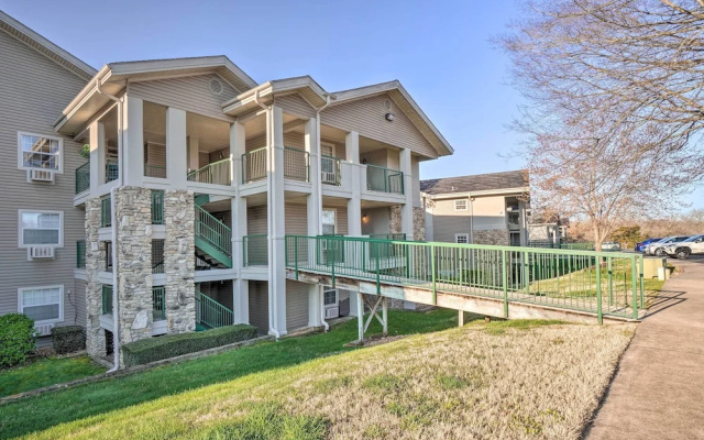 Family-friendly Condo ~ 3 Mi to Branson Landing