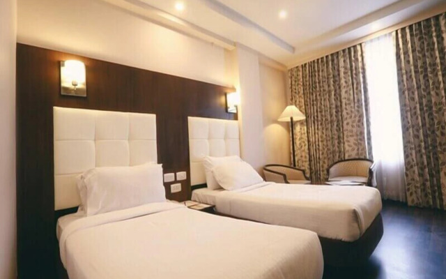Hotel Heritage Inn
