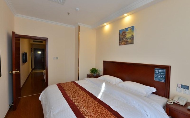 GreenTree Inn Bajiao (E) Street Express Hotel – Guest Rooms – Beijing