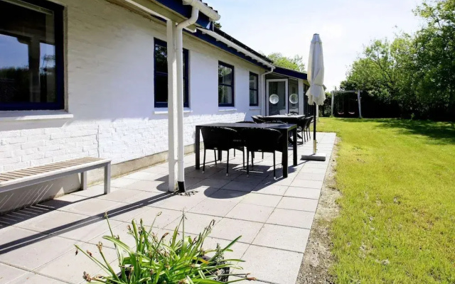 8 Person Holiday Home in Fjerritslev-by Traum