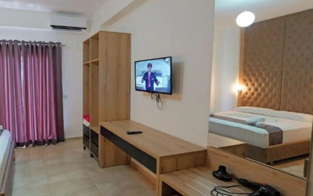 Esmerald Hotel