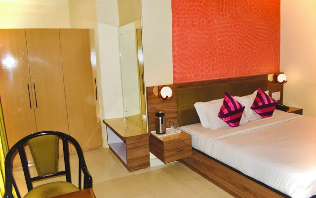 Hotel Samrat International