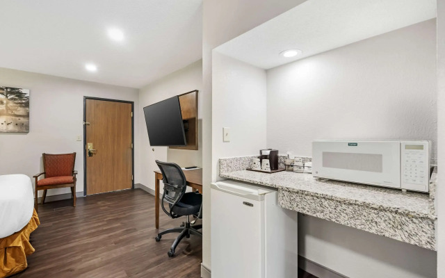 Country Inn & Suites by Radisson, Pickerington, OH