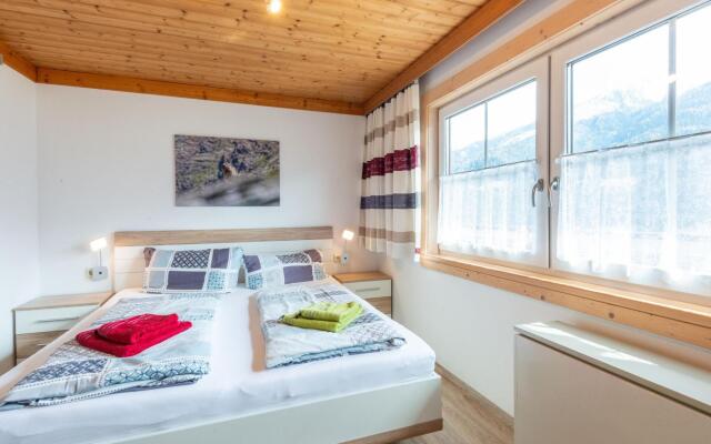 Romantic apartment in Bramberg with garden