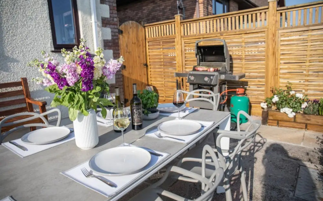Newquay Tamarisk Lodge on the Gannel