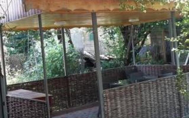 Guest House Orion Oni