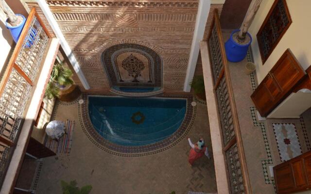 Riad Bonheur