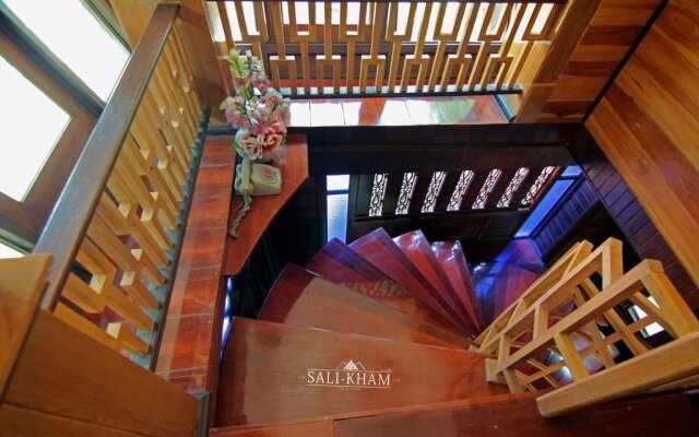 The Sali-Kham Traditional Lanna Home