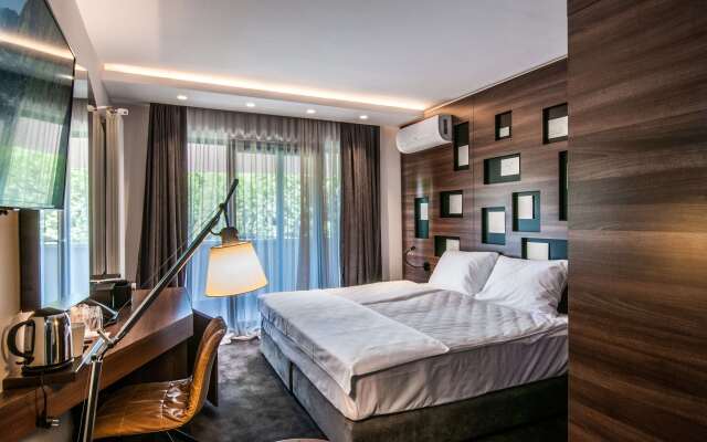 Best Western Premier Natalija Residence