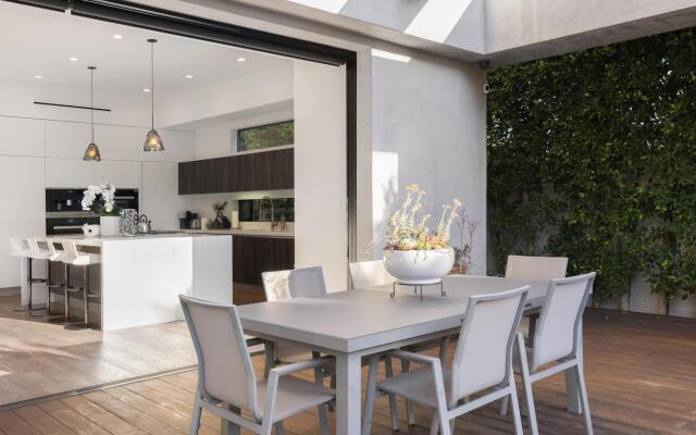 Villa California