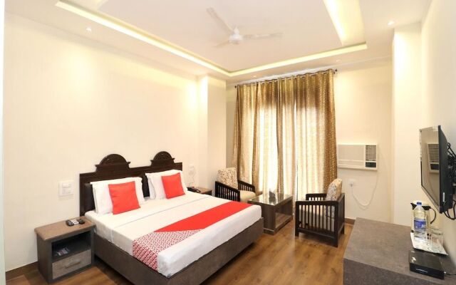 OYO 15890 Hotel Sunciti Extension