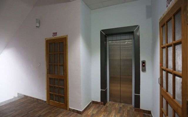 OYO 19775 Sunita Mount View