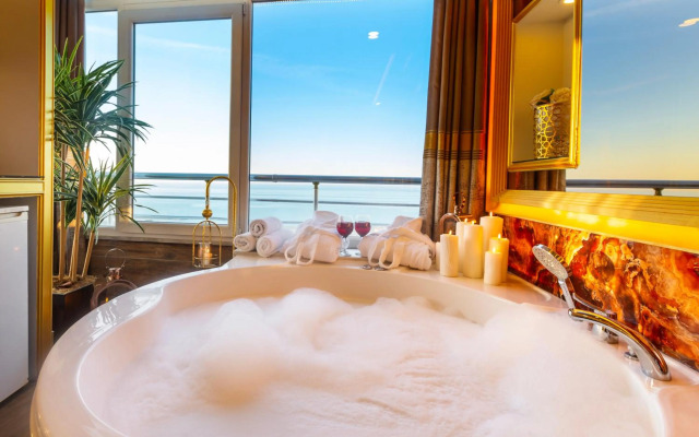Andalouse Otel