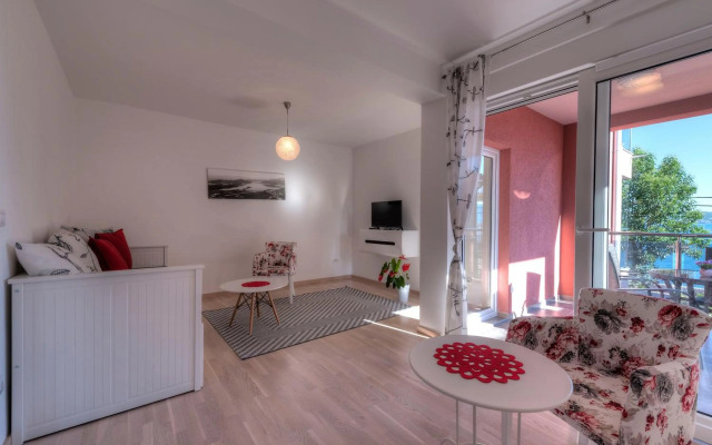 Apartments Delfin