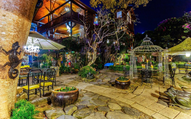 Sun Moon Lake Full House Resort